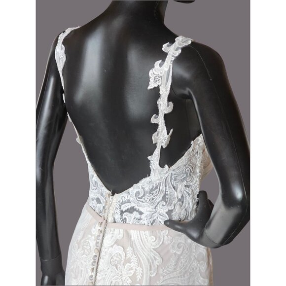 Ivory/Cappuccino Lace Applique Fit and Flare  Wedding  Gown - Mori Lee - Picture 15 of 16